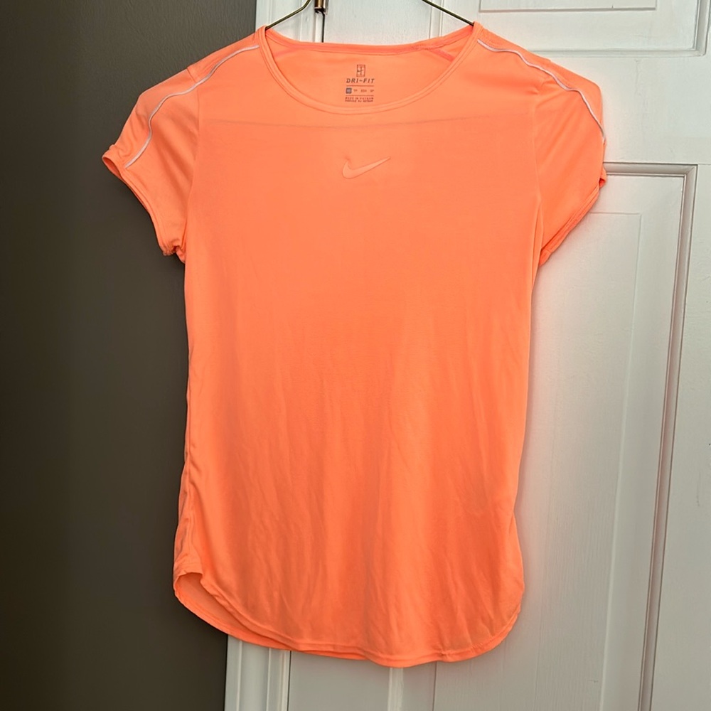 Nike dri fit tee
